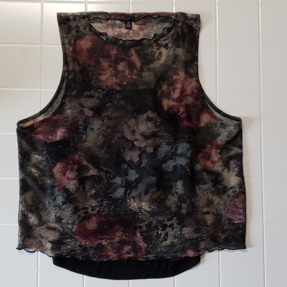 American Eagle ladies camisole blouse - Picture 6 of 11